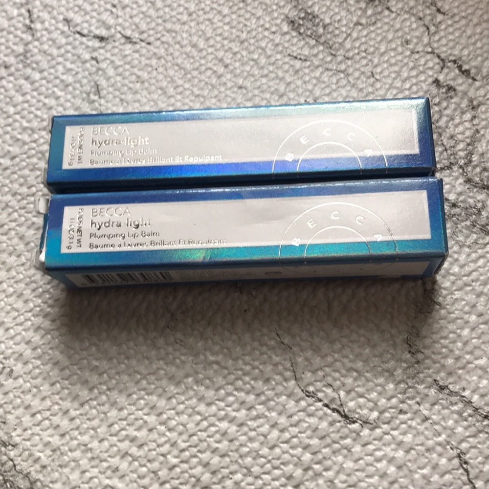 Becca Hydra Light Plumping Lip Balm